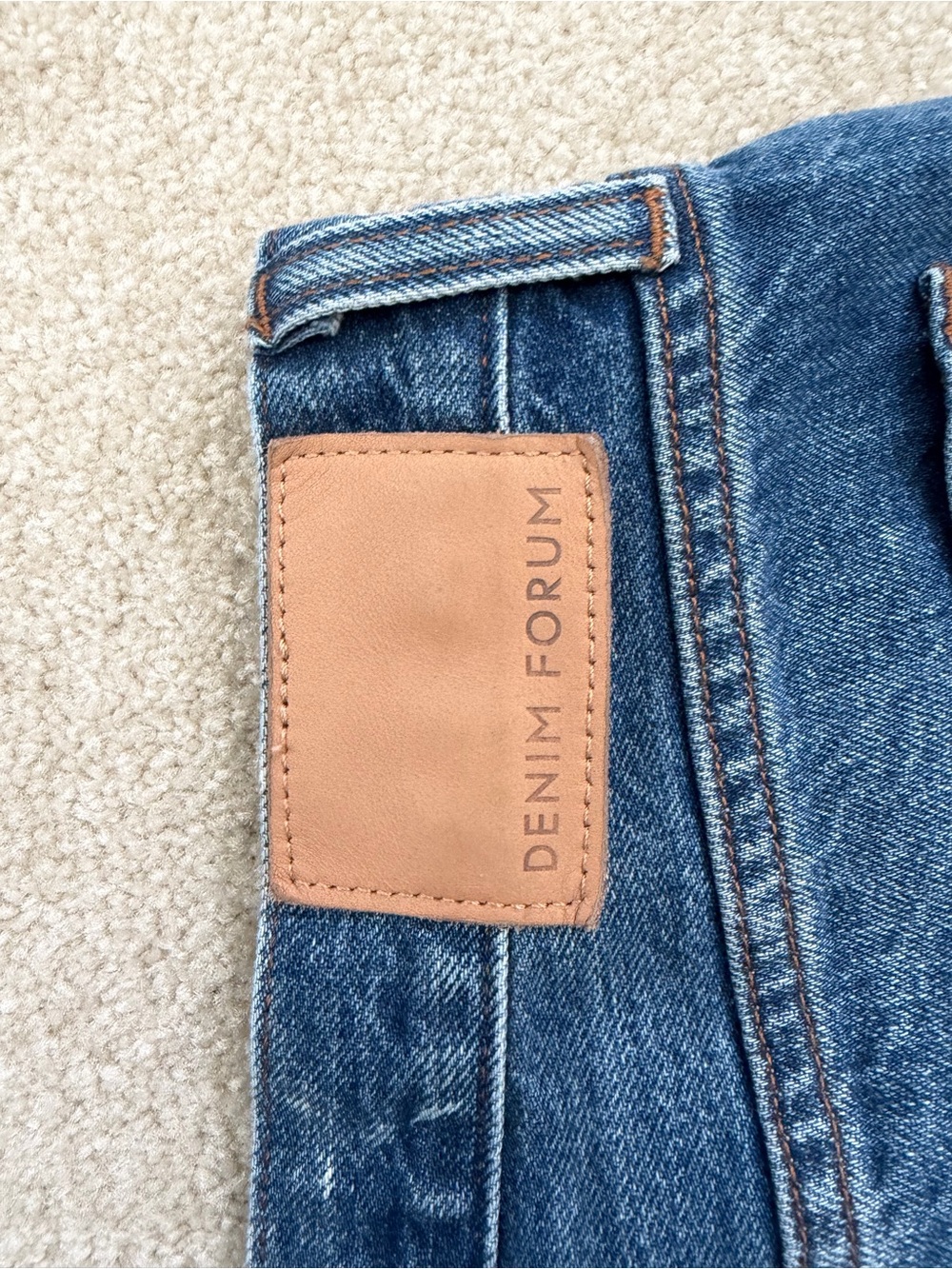 Aritzia denim forum 90’s iggy lo rise baggy jeans size 25 - Picture 5 of 8